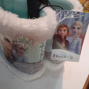 Frozen sleepers very comfortable